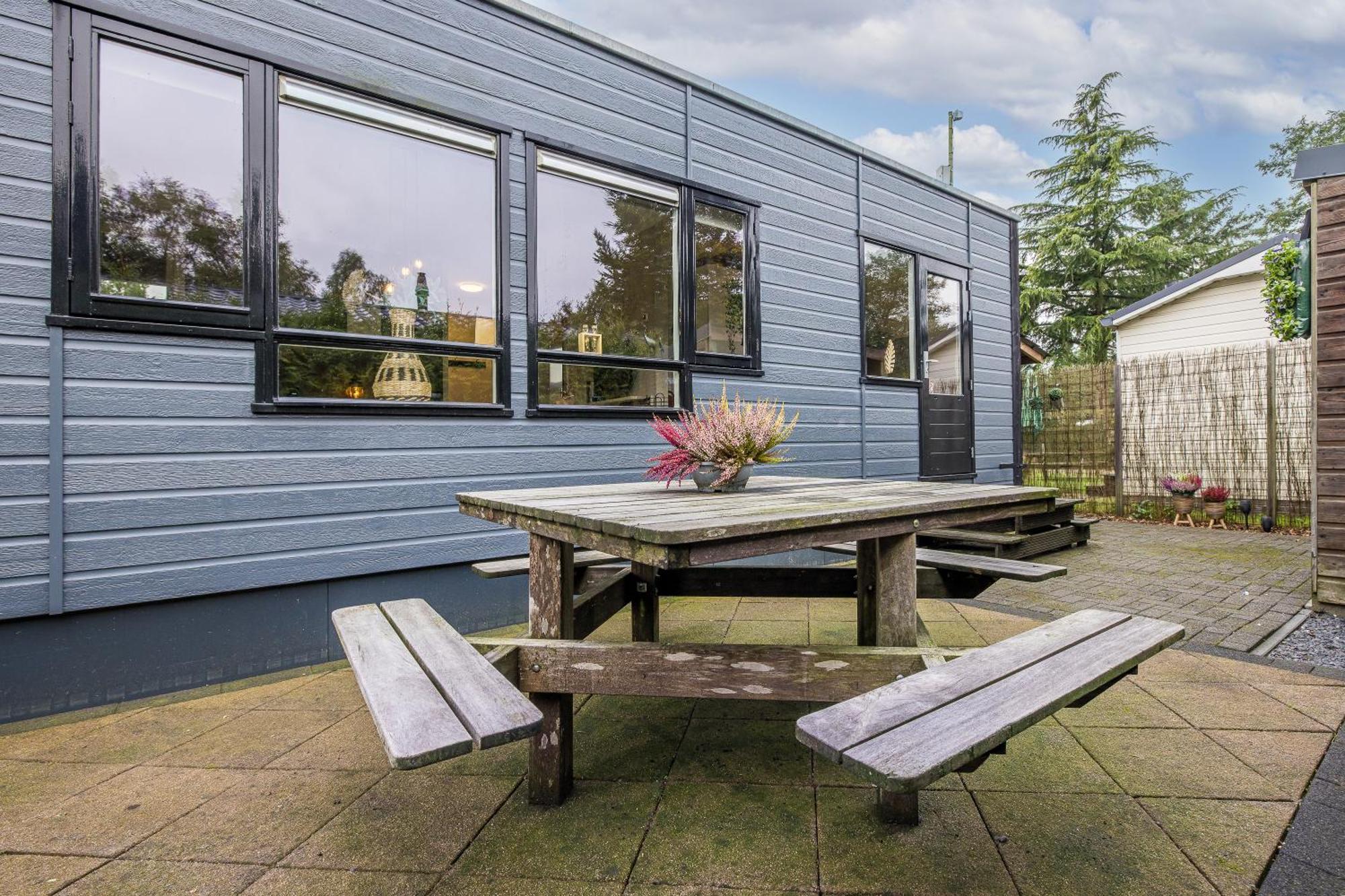 Chalet 'T Veluws Stulpje "Geniet, Ontspan En Droom Even Lekker Weg!" プッテン エクステリア 写真