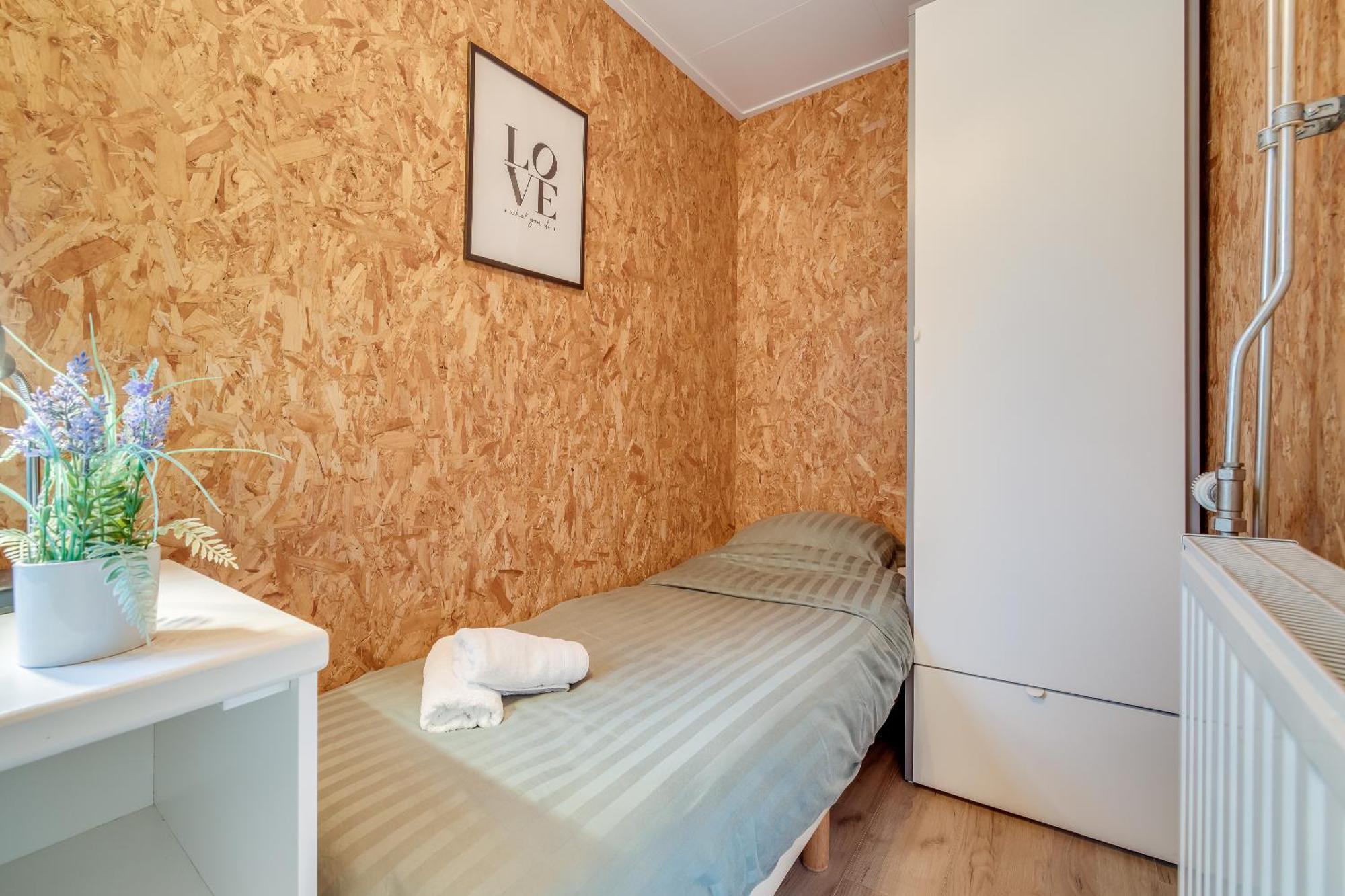 Chalet 'T Veluws Stulpje "Geniet, Ontspan En Droom Even Lekker Weg!" プッテン エクステリア 写真