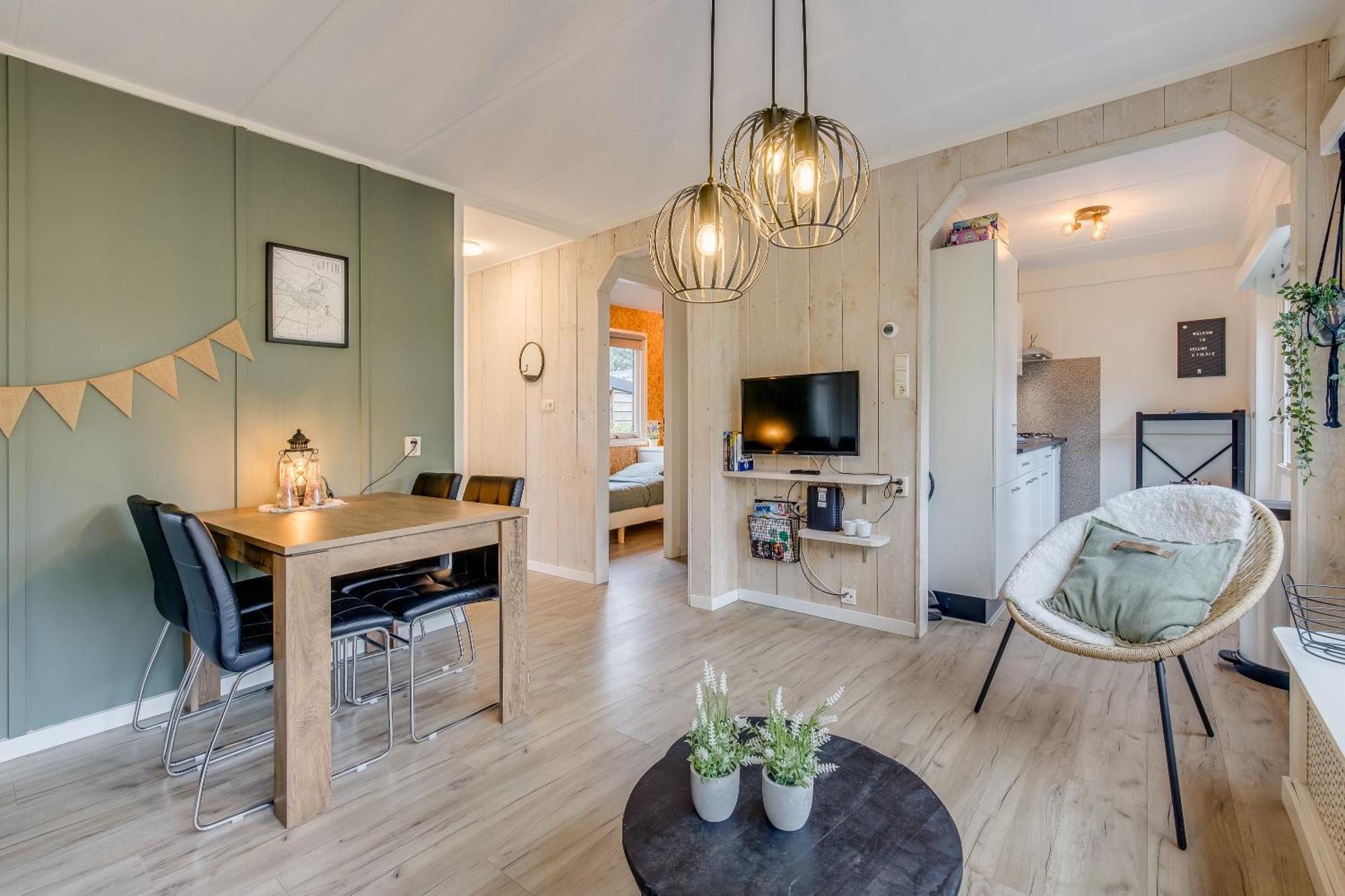 Chalet 'T Veluws Stulpje "Geniet, Ontspan En Droom Even Lekker Weg!" プッテン エクステリア 写真